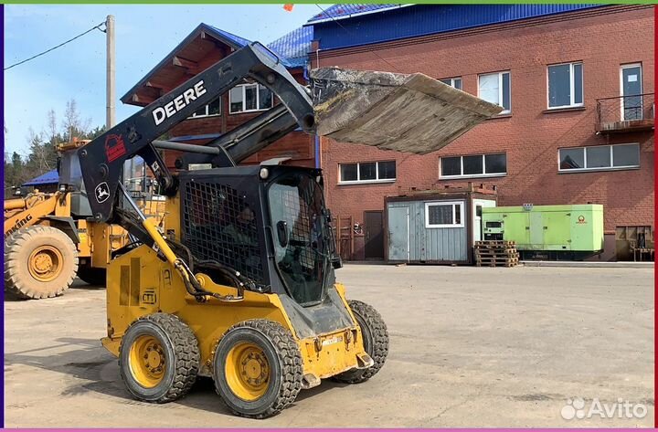 Стекло на мини-погрузчик John Deere 312D 314D 316D 318D 320D 324D 328D