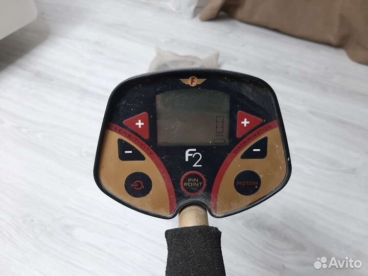 Металлоискатель Fisher F2