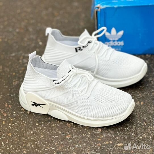 Кроссовки reebok женские