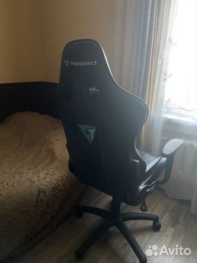 Игровое кресло thunderx3 EC3 Black