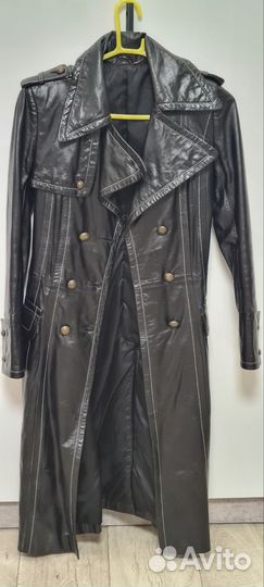 Кожаный плащ женский 42