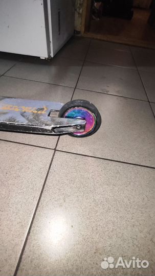 Трюковой самокат кастом парк