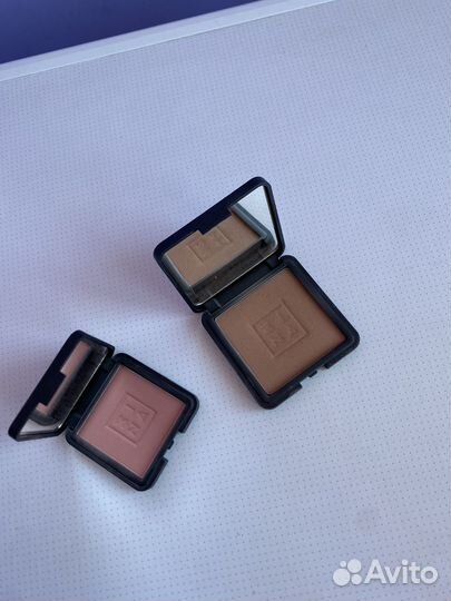 Бронзер и румяна mina