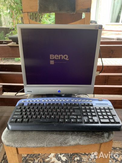 Монитор и клавиатура