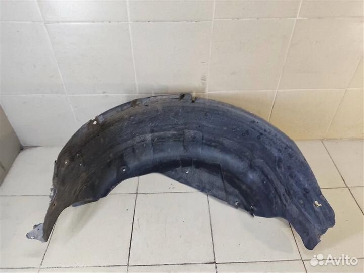 Подкрылок задний правый Land Rover Discovery 4 20