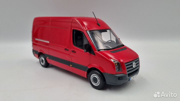 Модель Volkswagen Crafter Kasten Red