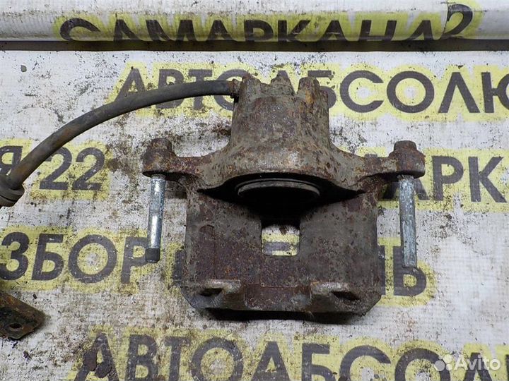 Суппорт передний левый Mitsubishi ASX 2010