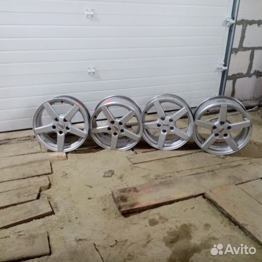 Продам диски r16