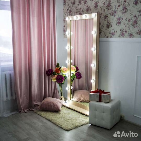 Гримерное зеркало