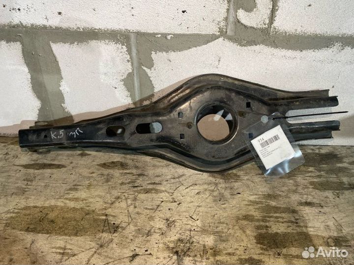 Рычаг задний правый Kia K5 2021