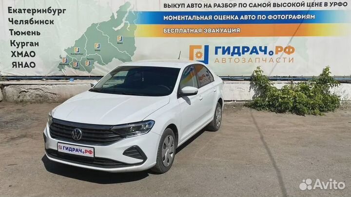 Ручка двери задней внутренняя левая Volkswagen Pol