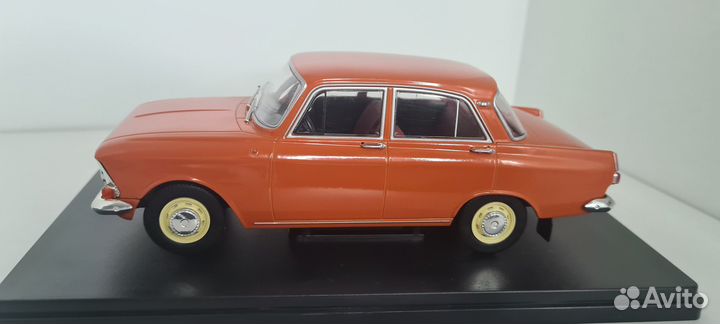 Легендарные советские автомобили 1/24 Москвич 412