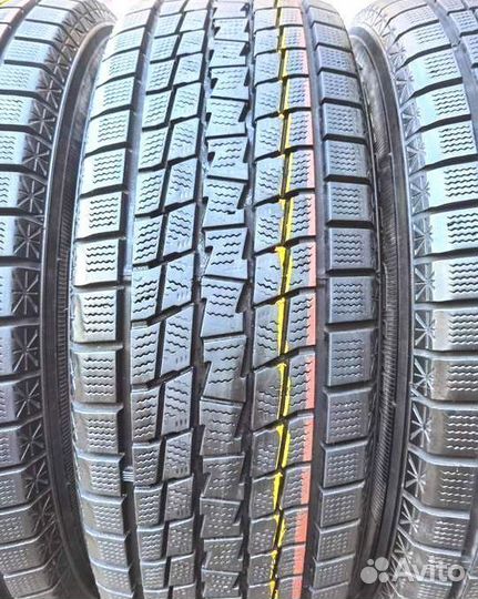 Goodyear Ice Navi SUV 225/65 R17 102Q