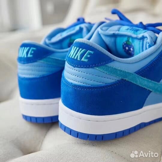 Кроссовки nike dunk