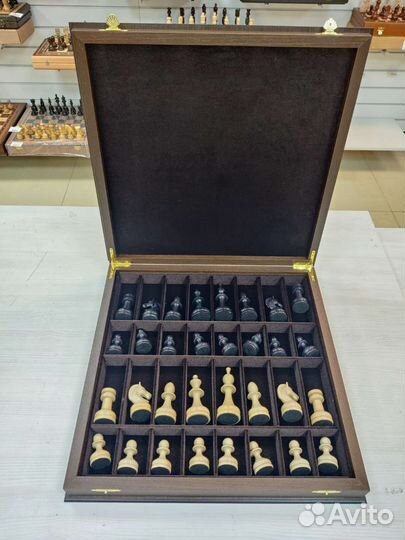 Шахматы венге дуб в ларце с утяжелением