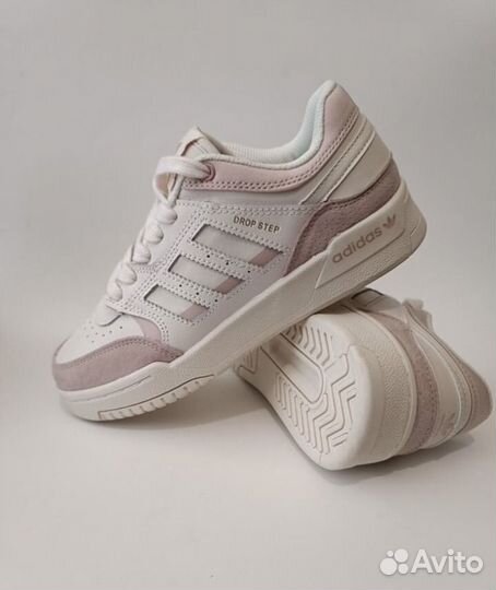 Кроссовки женские 38 размер