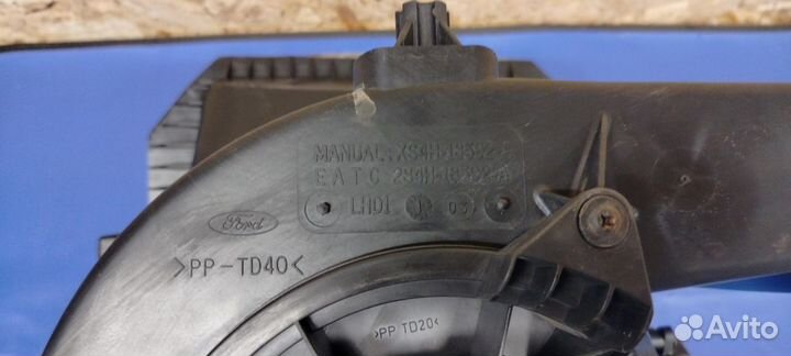 Корпус вентилятора печки в сборе Ford Focus 1