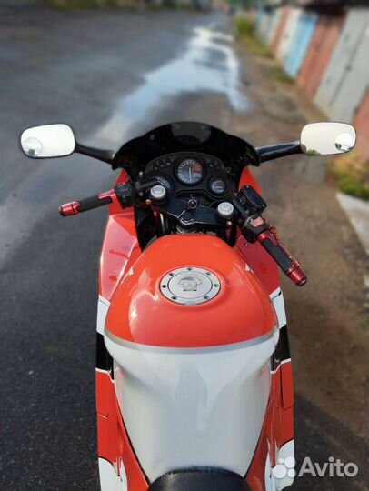 Honda CBR600F2