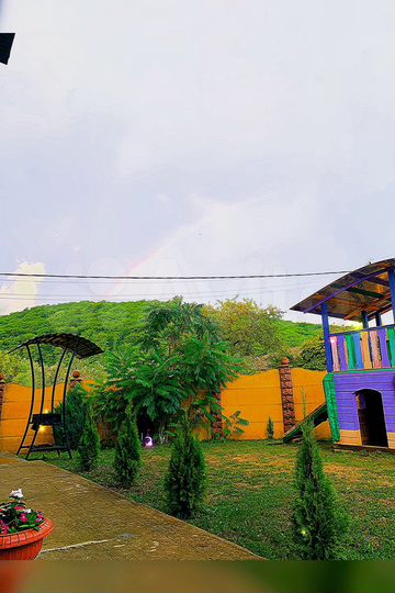 Дом 660 м² на участке 30 сот.