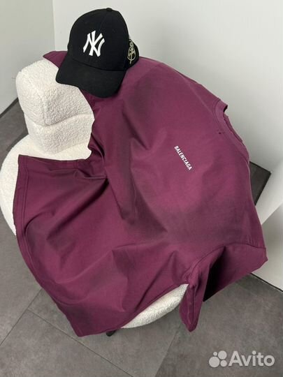 Футболка balenciaga