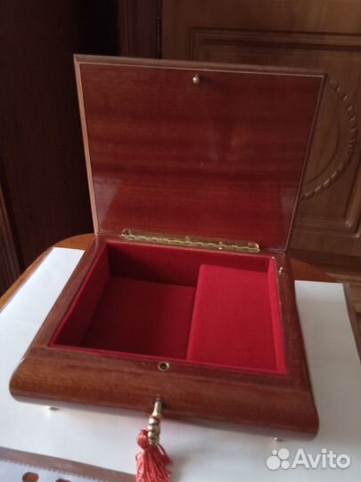 Музыкальная шкатулка Reuge Music Италия