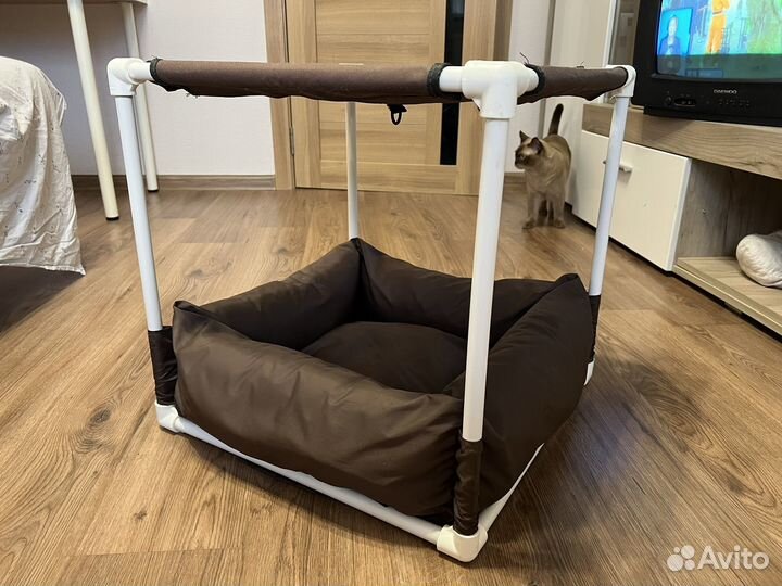 Лежанка для котиков