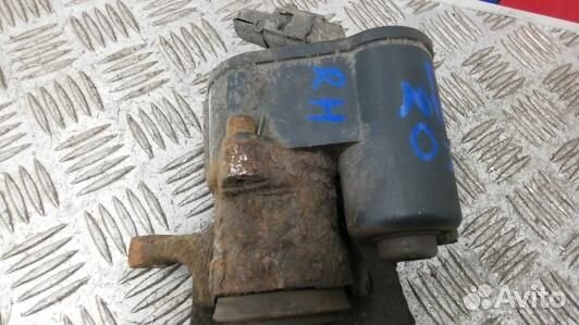 Суппорт тормозной задний правый volkswagen passat