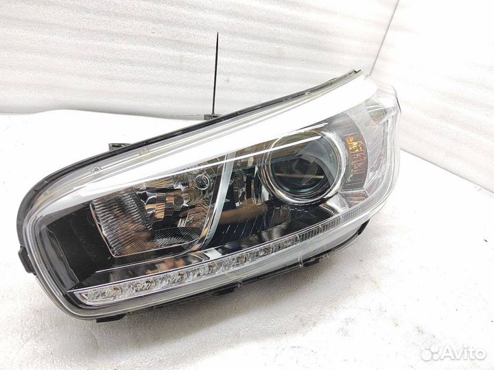Фара левая Kia Ceed 2 JD 2012 92101A2050