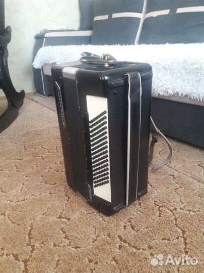 Аккордеон weltmeister stella