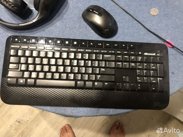 Беспроводная клавиатура + мышь Microsoft