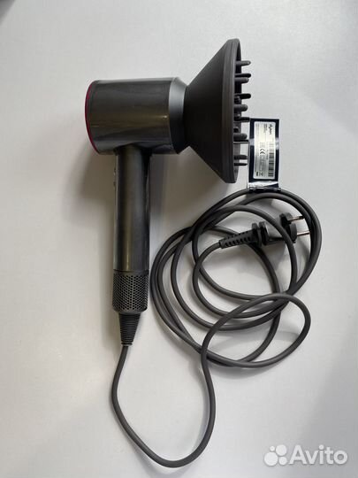 Фен для волос dyson