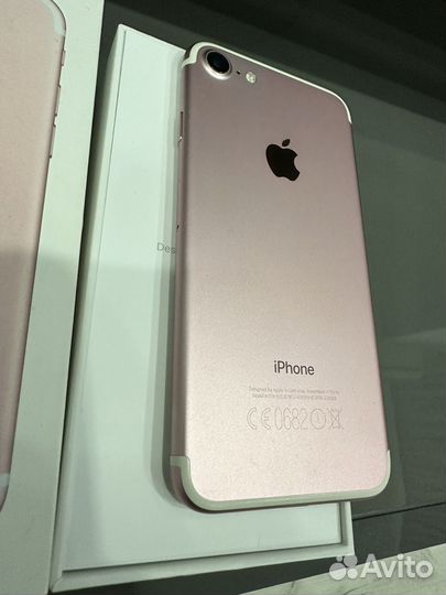 iPhone 7, 32 ГБ