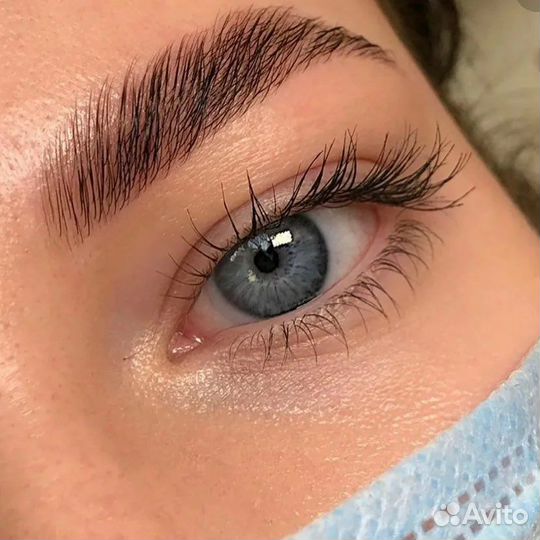 Окрашивание и ламинирование бровей