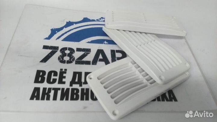 Решетка вентиляции 210*108*12 мм, белая 03159