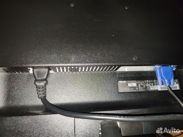 Монитор Asus vp228de