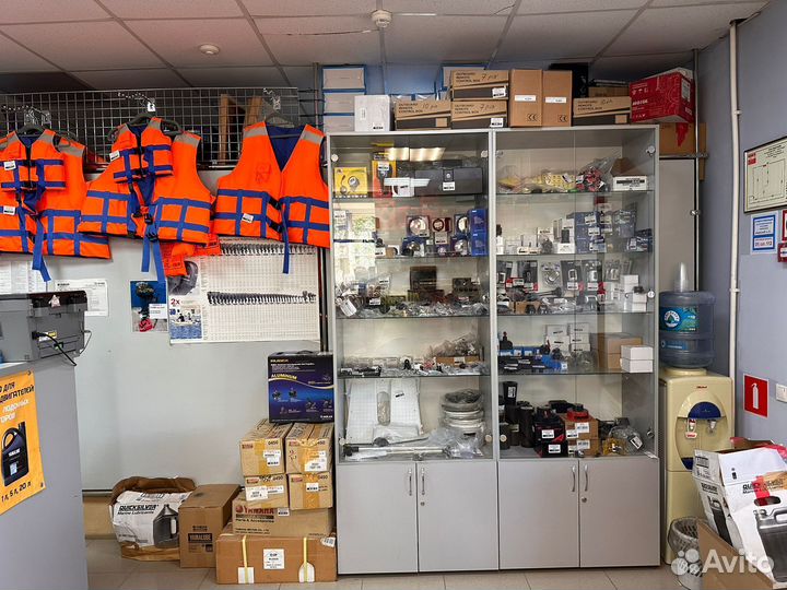 Поплавок на Yamaha 4-8/9.9-15 л.с.(стар.образца)