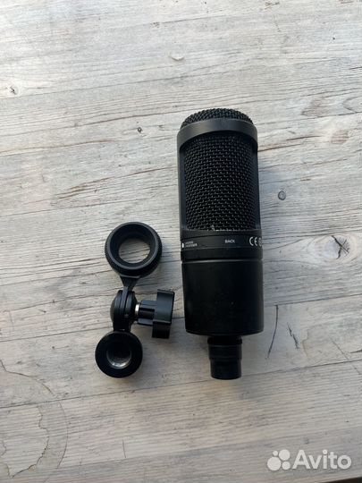 Audio-Technica AT2020 Студийный микрофон