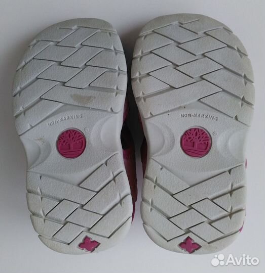 Сандалии для девочки 25р Timberland