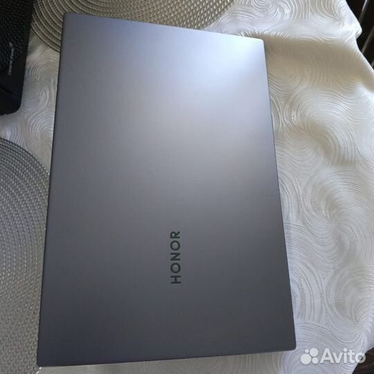 Ноутбук Honor magicbook 14