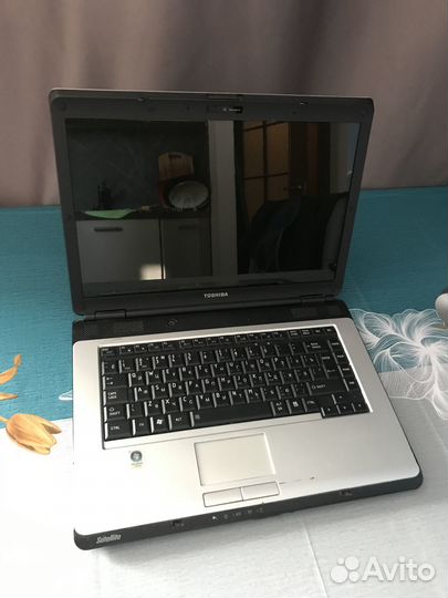 Ноутбук toshiba satellite l300