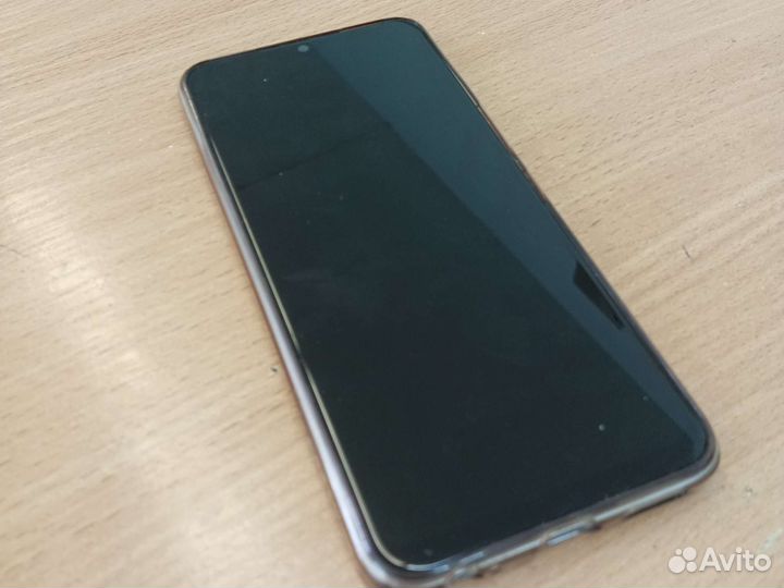 Телефон infinix