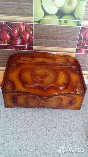 Хлебница деревянная