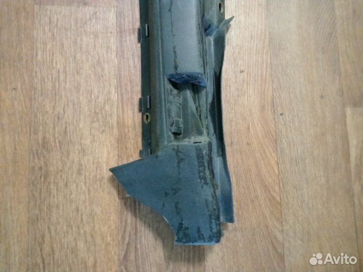 Накладка на порог (наружная) левая Volkswagen