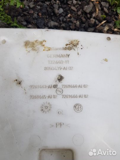 Бачок стеклоочистителя BMW F10 M6 F13