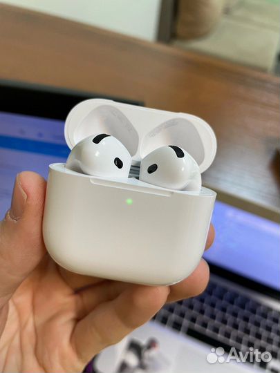 Наушники apple airpods 4 бу