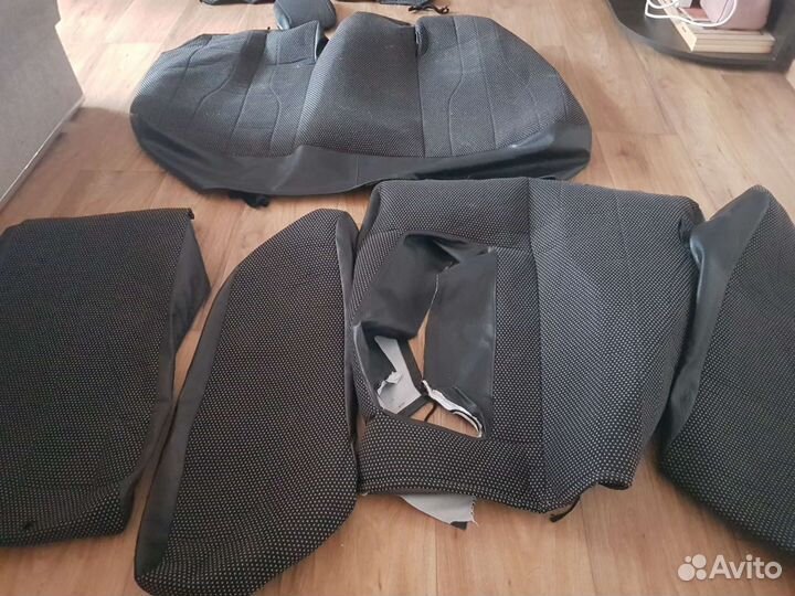 Чехлы на lancer 10