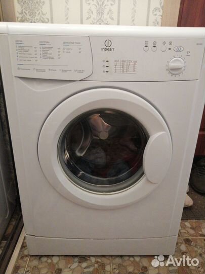 Стиральная машина на запчасти indesit