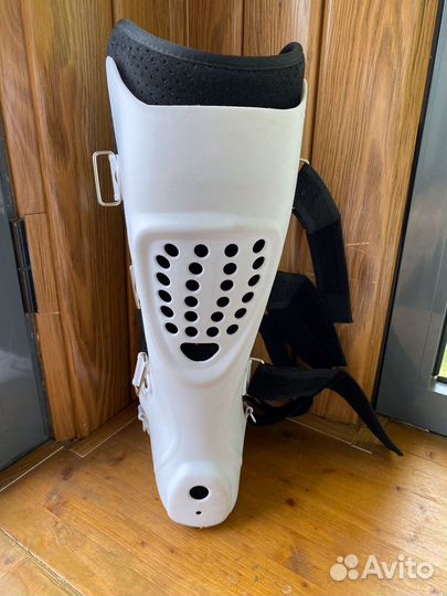 Ортез на голеностопный сустав жесткий