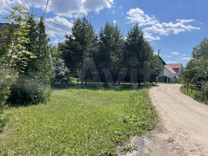 Коттедж 263 м² на участке 12 сот.