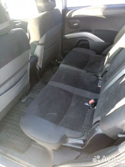 Mitsubishi Outlander 2.4 CVT, 2011, 232 000 км